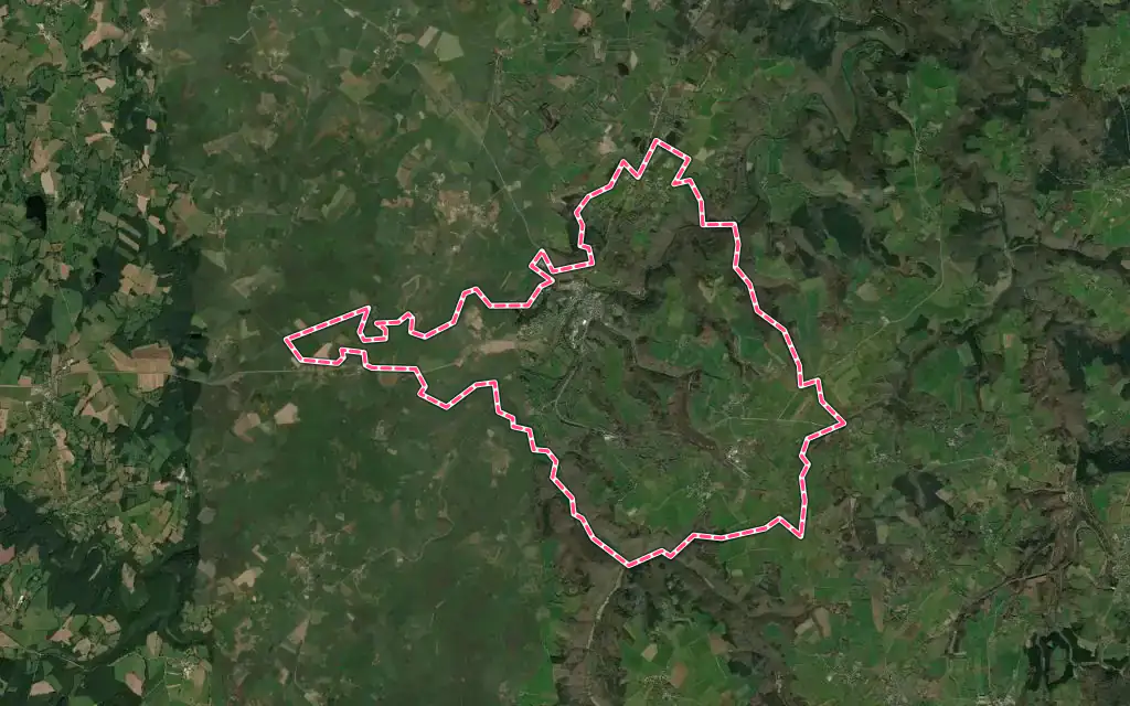Vue satellite de Pontaumur avec ses contours administratifs