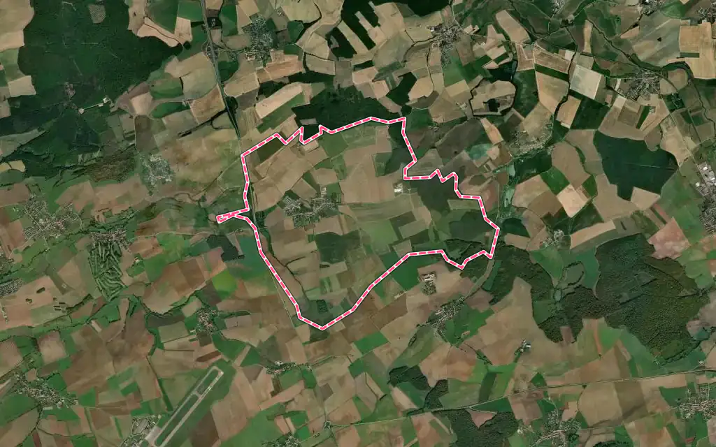Vue satellite de Pontoy avec ses contours administratifs