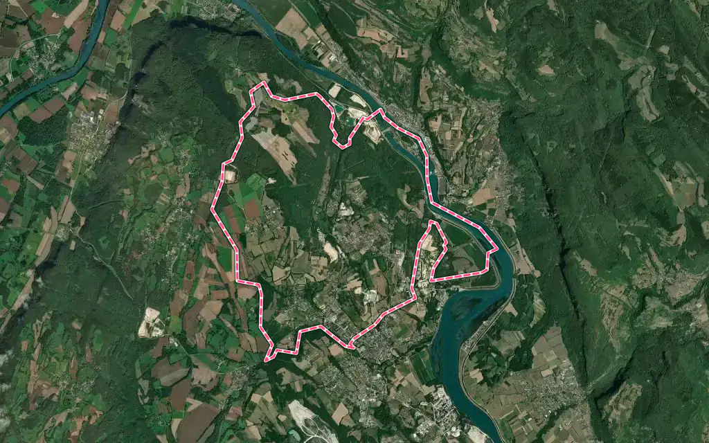 Vue satellite de Porcieu-Amblagnieu avec ses contours administratifs