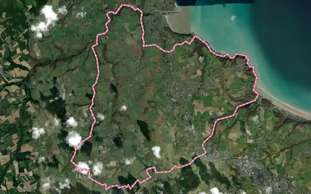 Vue satellite de Pordic avec ses contours administratifs