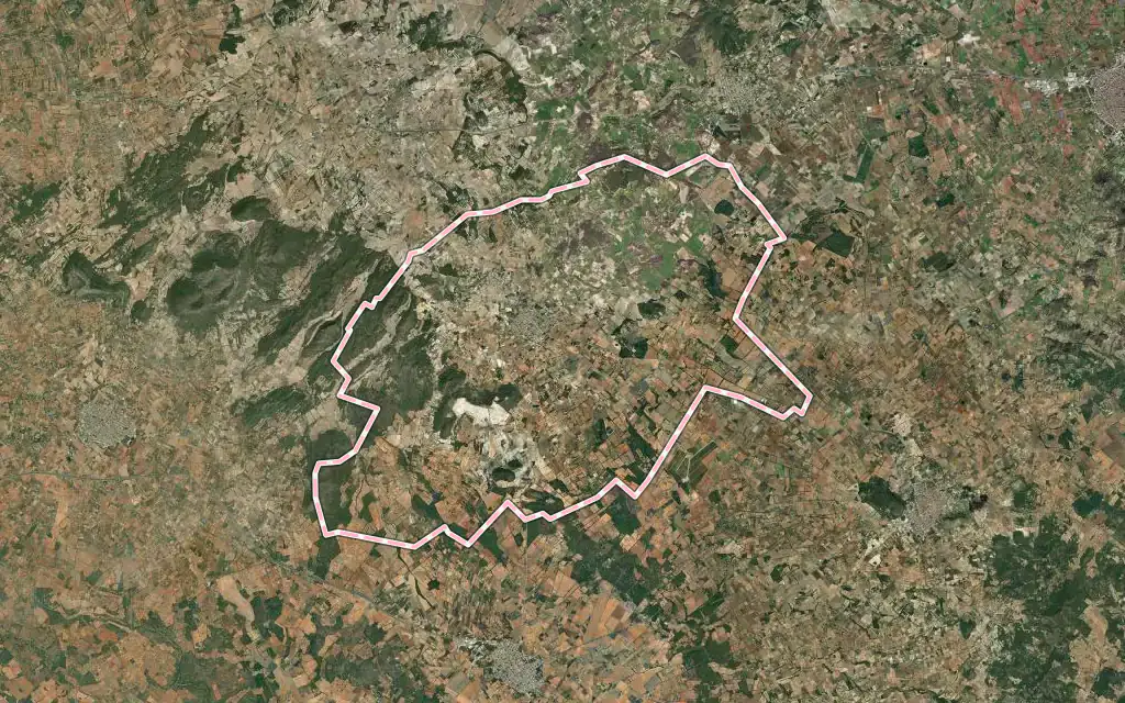 Vista satélite de Porreres con su contorno administrativo