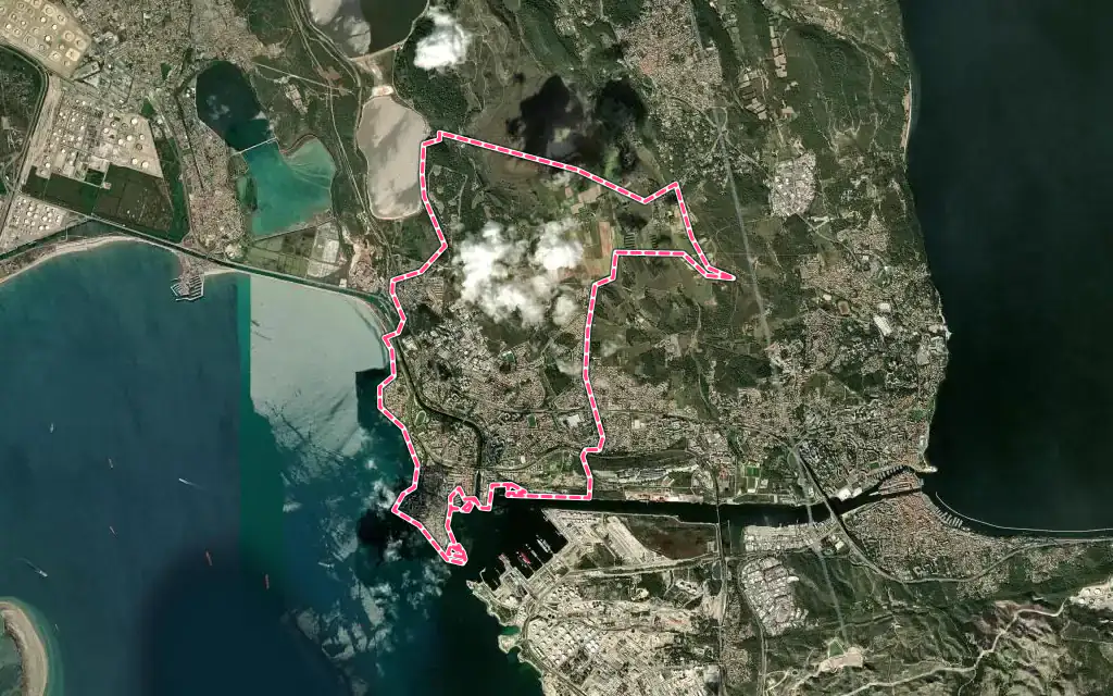 Vue satellite de Port-de-Bouc avec ses contours administratifs