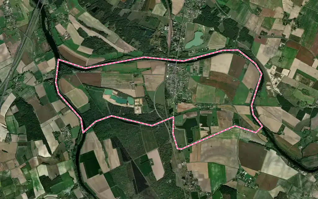 Vue satellite de Port-de-Piles avec ses contours administratifs