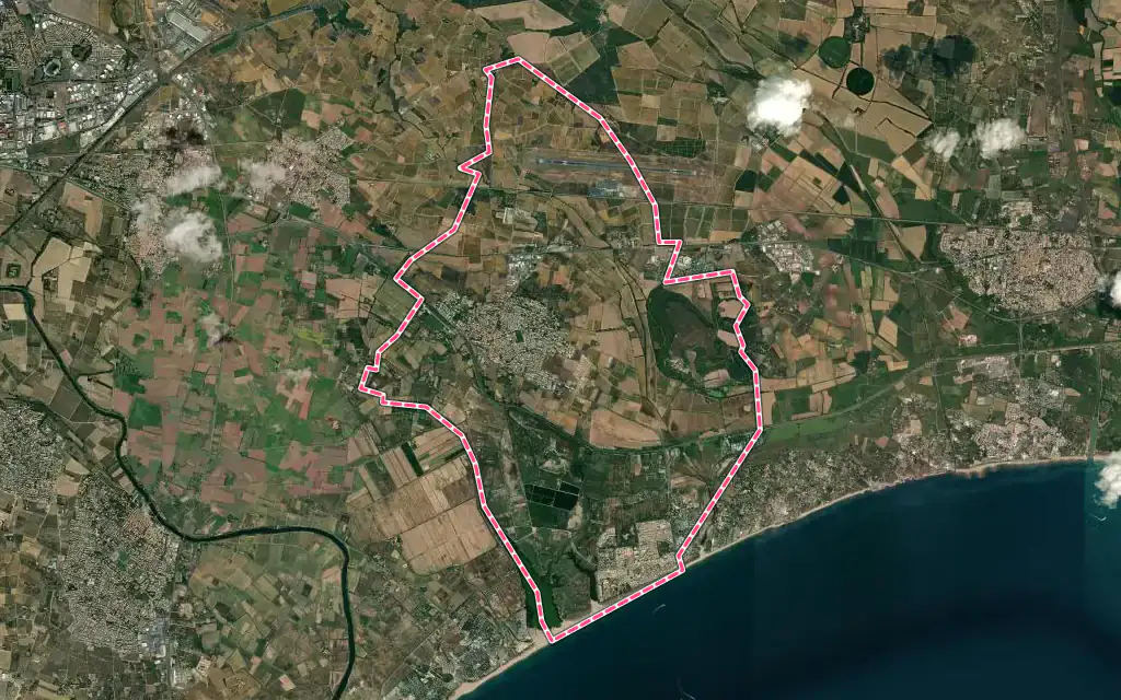 Vue satellite de Portiragnes avec ses contours administratifs