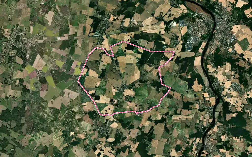 Vue satellite de Pouillé avec ses contours administratifs