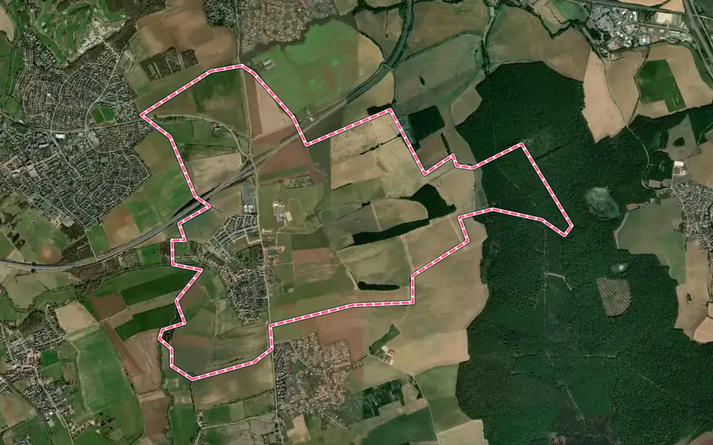 Vue satellite de Pouilly avec ses contours administratifs