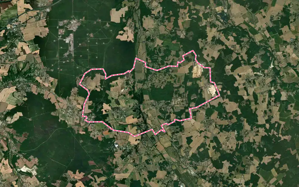Vue satellite de Pranzac avec ses contours administratifs