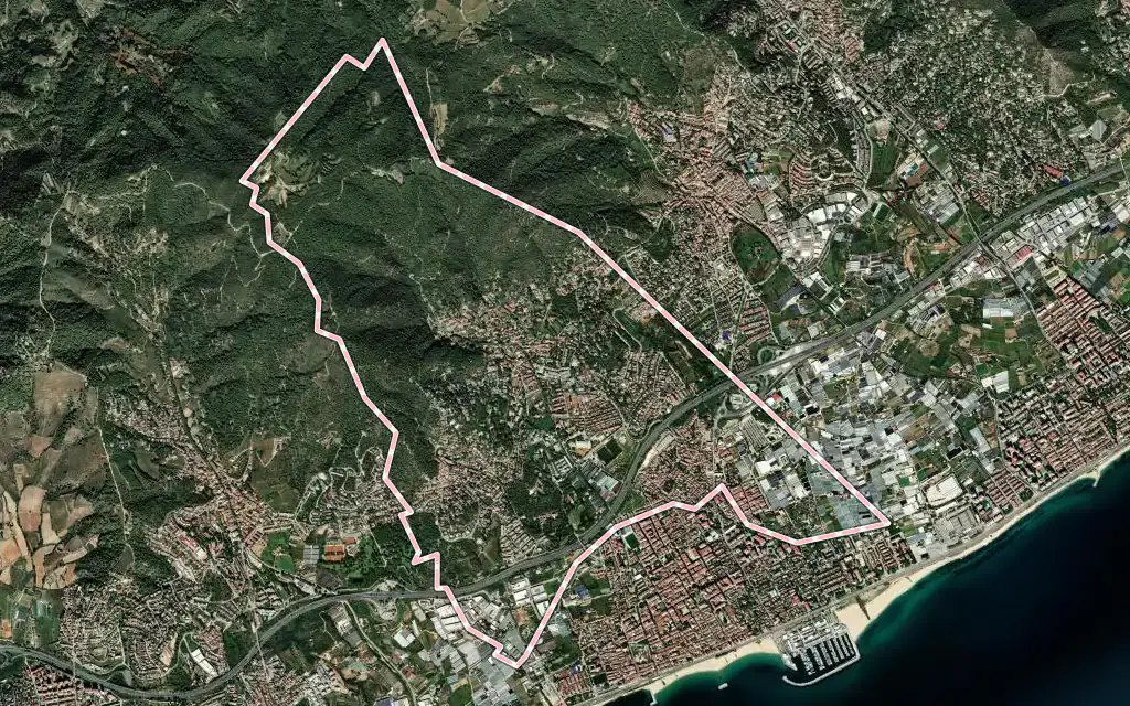 Vista satélite de Premià de Dalt con su contorno administrativo