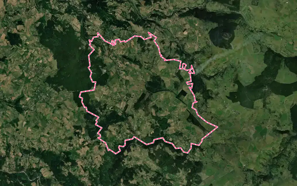 Vue satellite de Présailles avec ses contours administratifs
