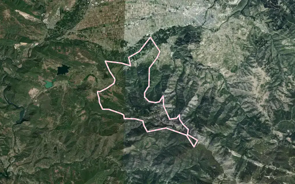 Vista satélite de Priaranza del Bierzo con su contorno administrativo