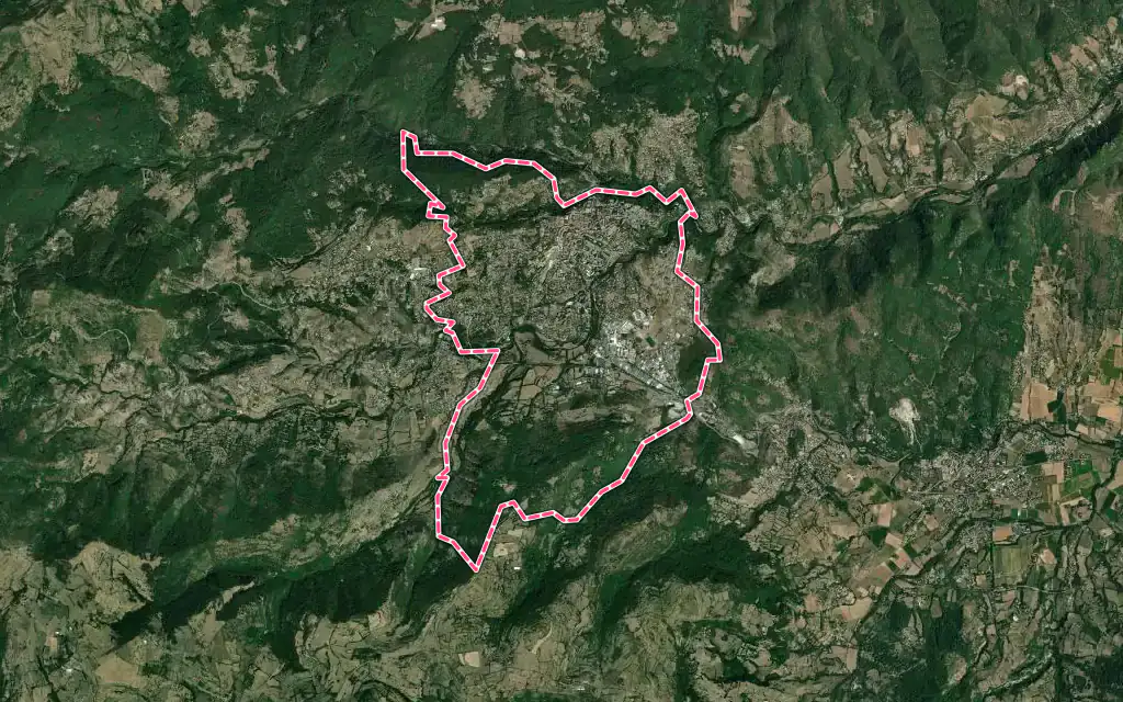Vue satellite de Privas avec ses contours administratifs