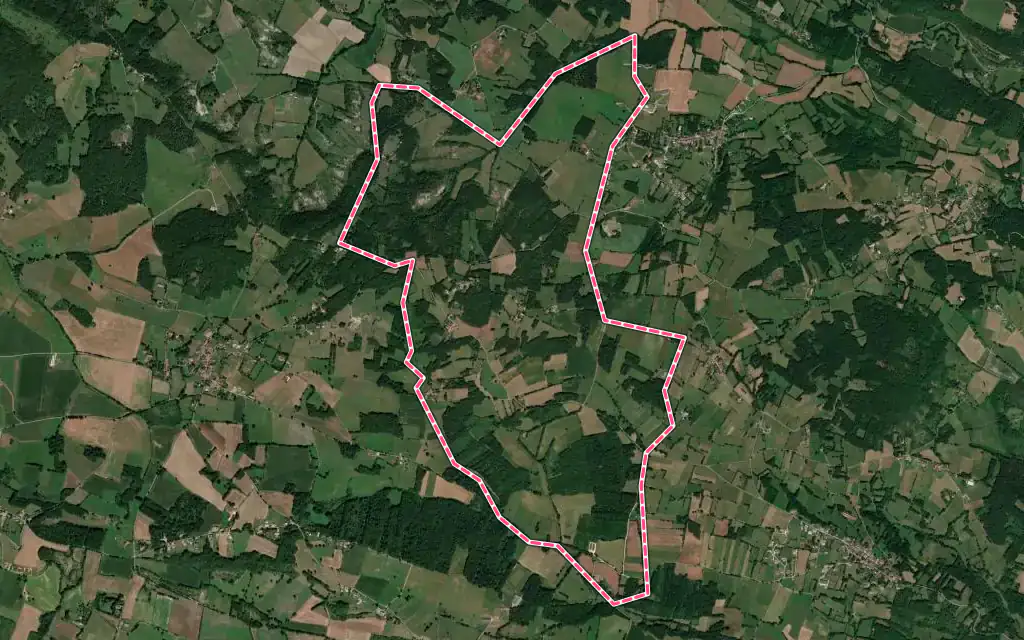 Vue satellite de Proupiary avec ses contours administratifs