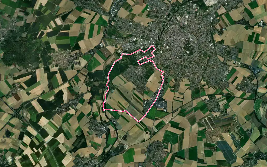 Vue satellite de Proville avec ses contours administratifs