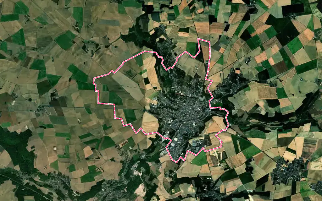 Vue satellite de Provins avec ses contours administratifs
