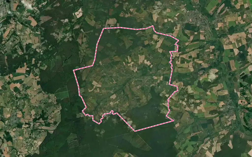 Vue satellite de Pruillé-l'Éguillé avec ses contours administratifs