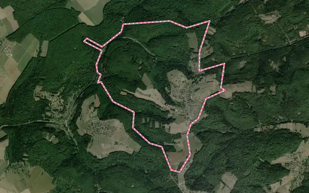 Vue satellite de Puberg avec ses contours administratifs
