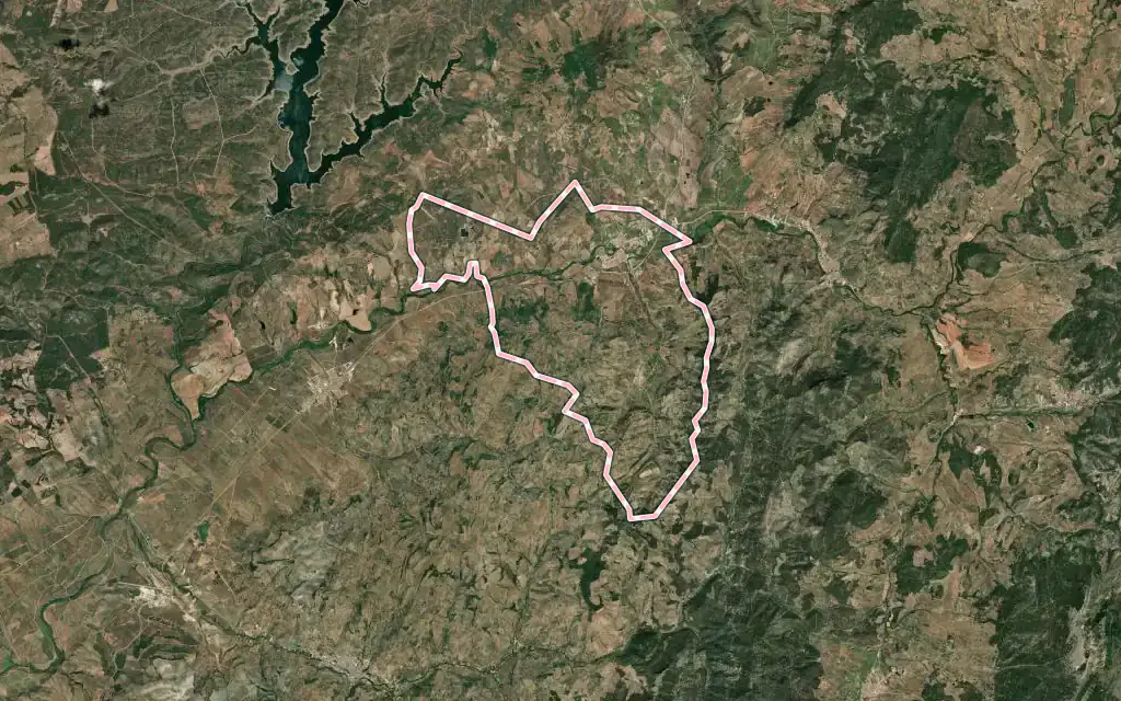 Vista satélite de Puente de Génave con su contorno administrativo