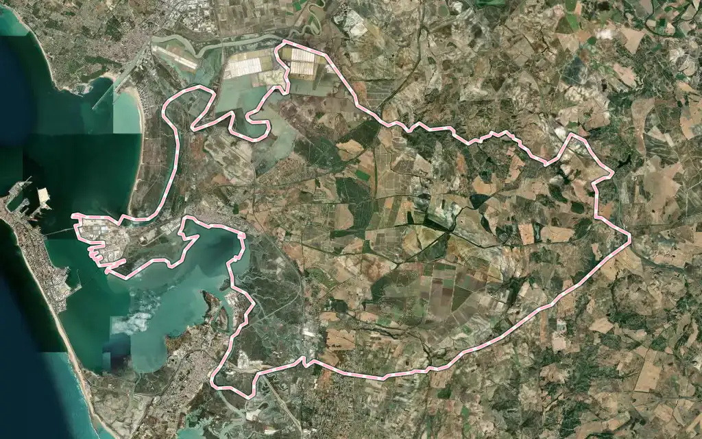 Vista satélite de Puerto Real con su contorno administrativo