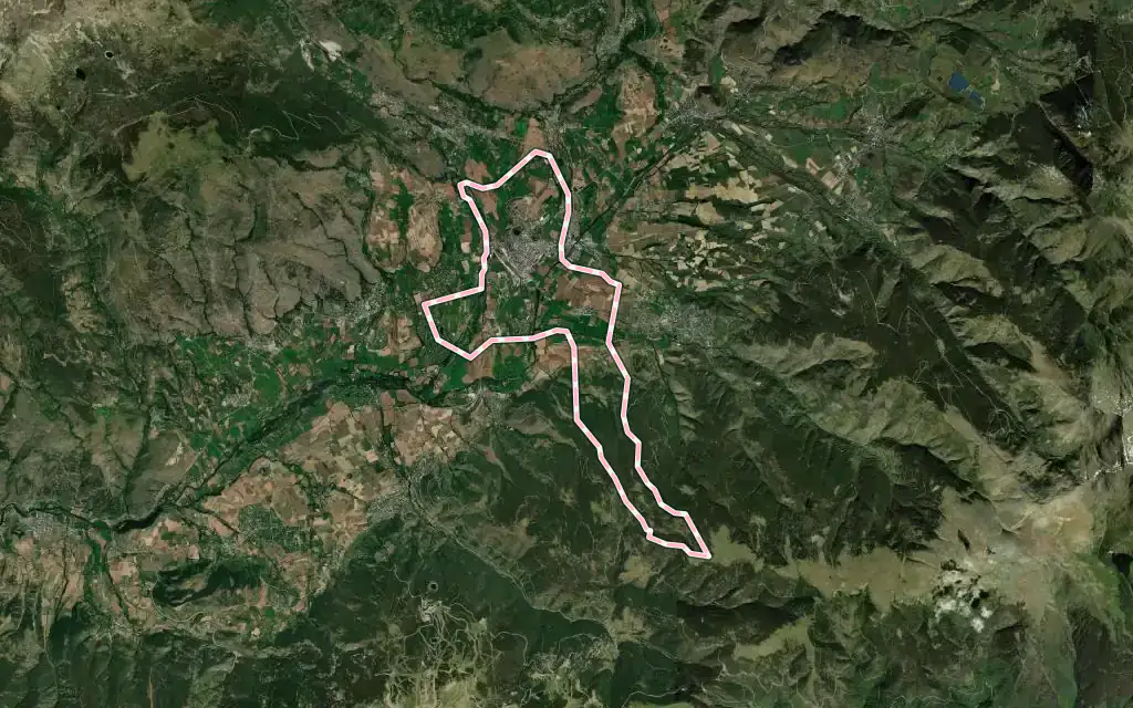 Vista satélite de Puigcerdà con su contorno administrativo