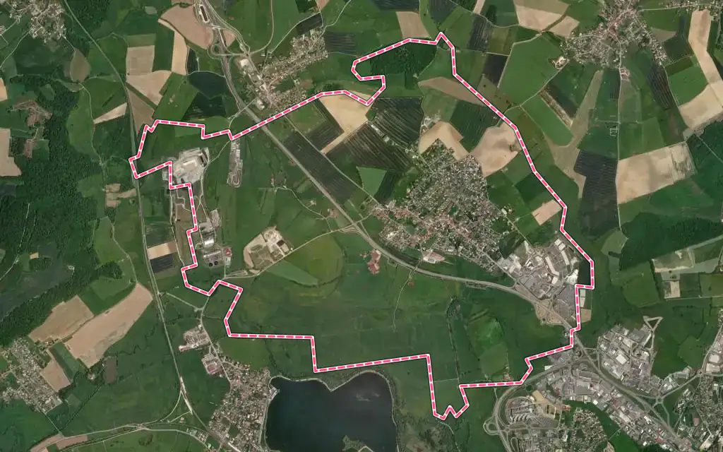Vue satellite de Pusey avec ses contours administratifs