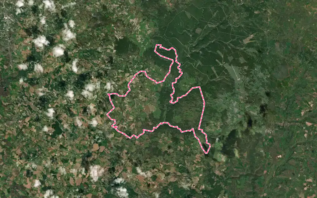 Vue satellite de Puylaroque avec ses contours administratifs