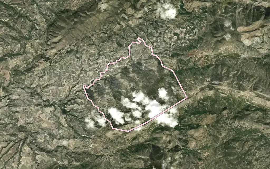 Vista satélite de Quatretondeta con su contorno administrativo