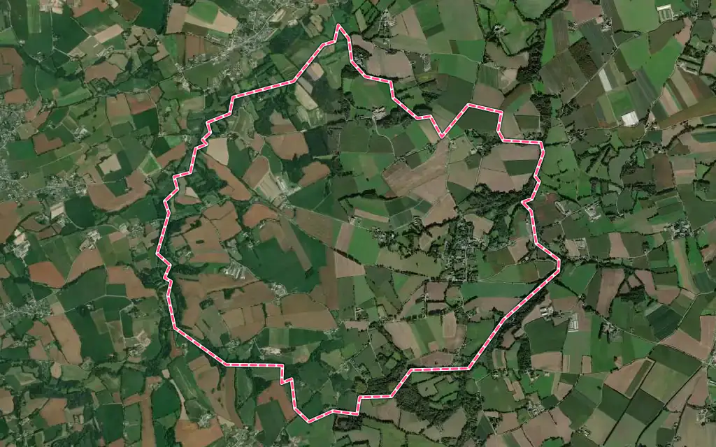 Vue satellite de Quemperven avec ses contours administratifs