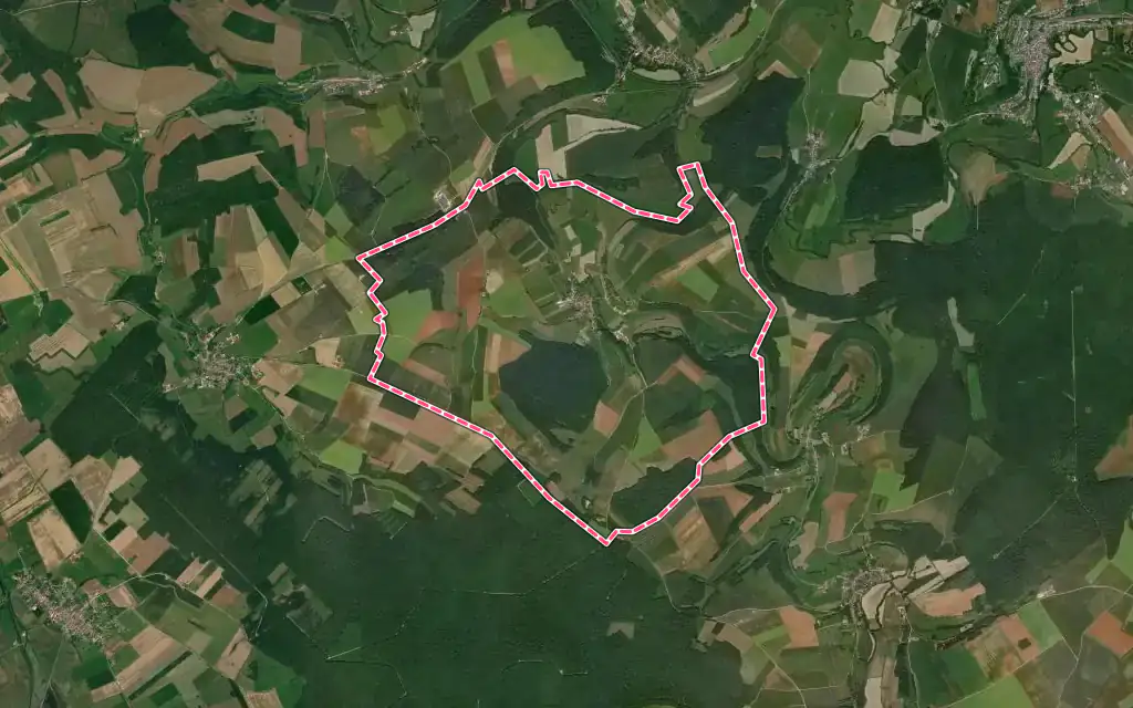 Vue satellite de Quincy-Landzécourt avec ses contours administratifs