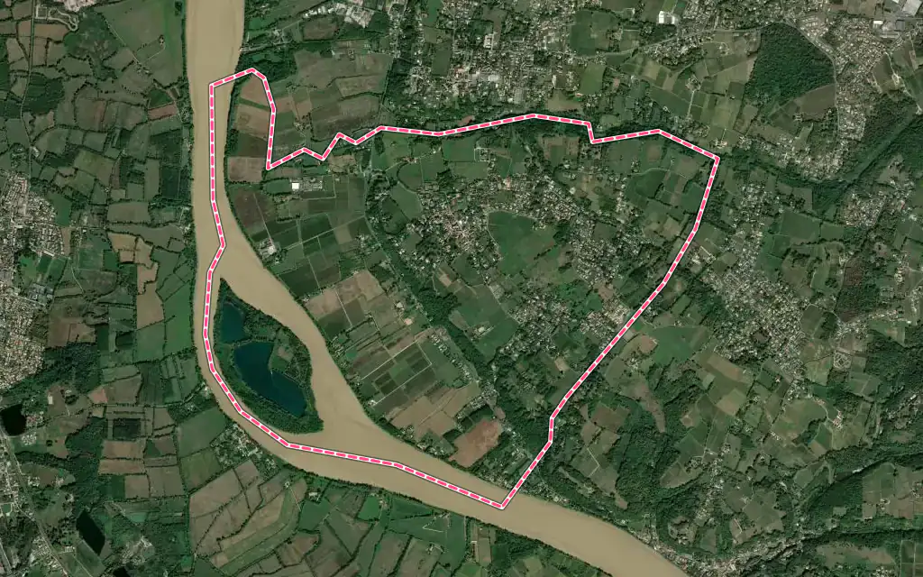 Vue satellite de Quinsac avec ses contours administratifs