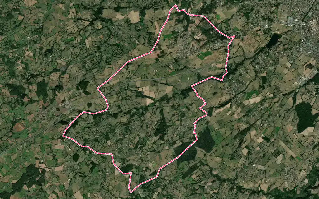 Vue satellite de Quinssaines avec ses contours administratifs