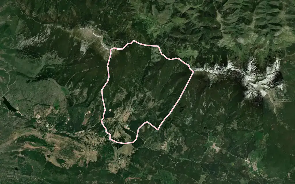 Vista satélite de Quintanar de la Sierra con su contorno administrativo