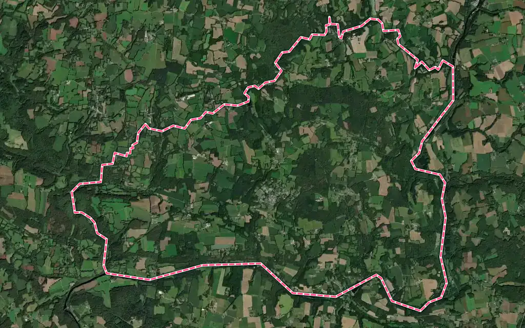 Vue satellite de Quistinic avec ses contours administratifs