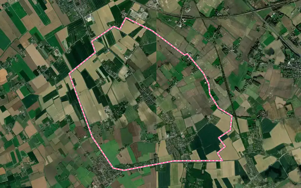 Vue satellite de Radinghem-en-Weppes avec ses contours administratifs