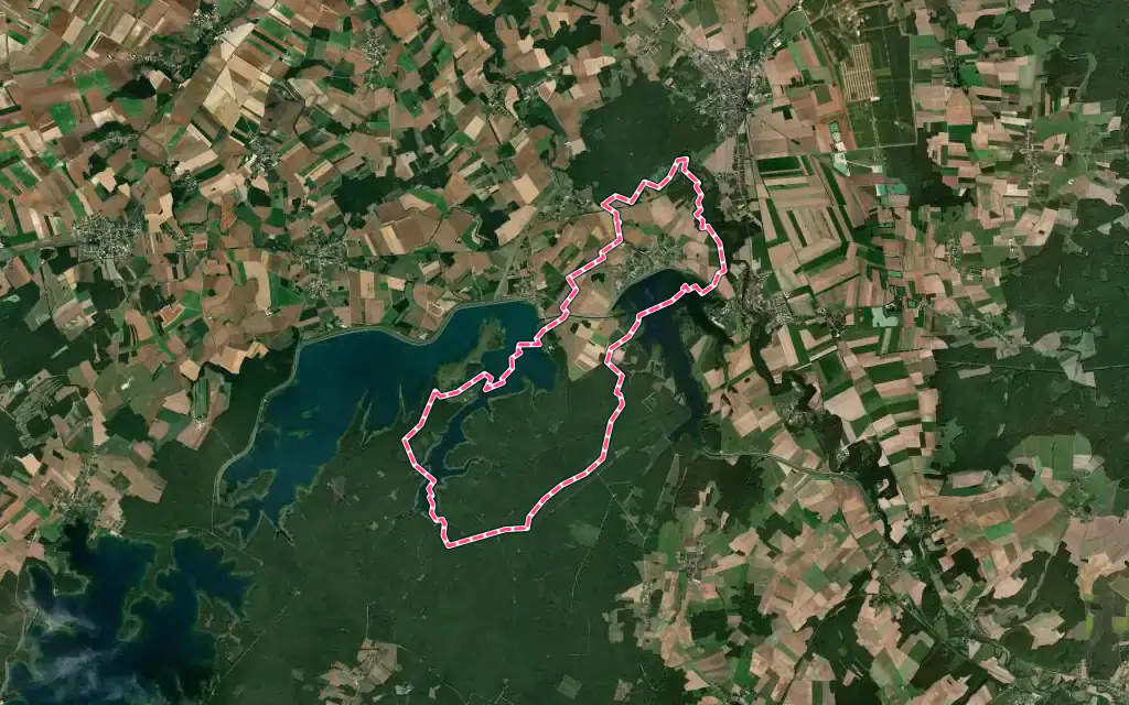 Vue satellite de Radonvilliers avec ses contours administratifs