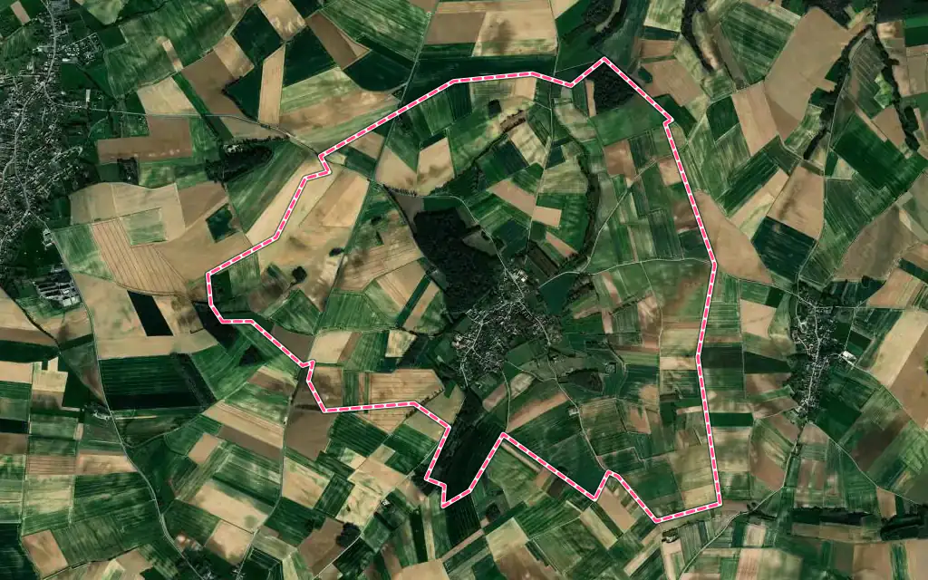 Vue satellite de Raincheval avec ses contours administratifs
