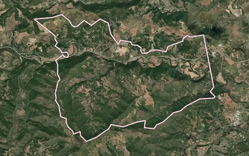 Vista satélite de Rajadell con su contorno administrativo