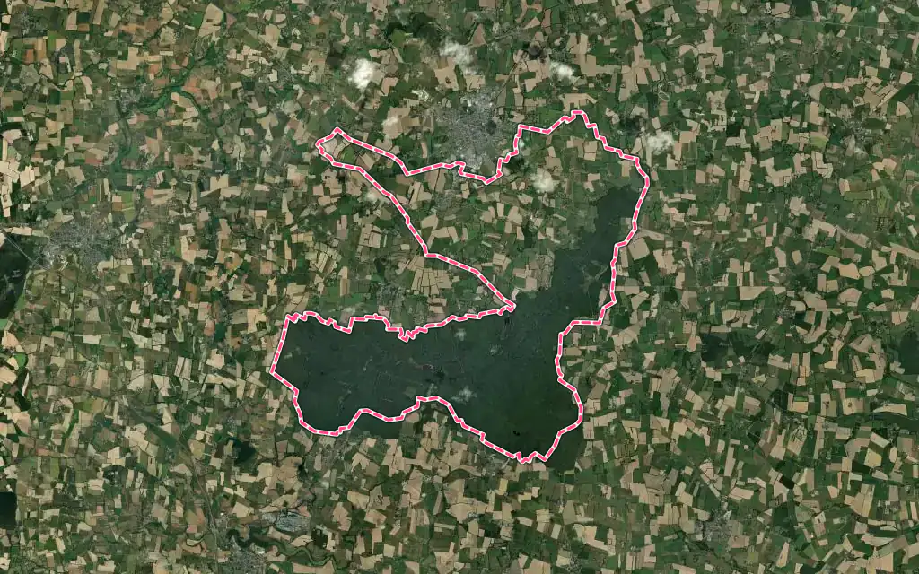 Vue satellite de Rannée avec ses contours administratifs