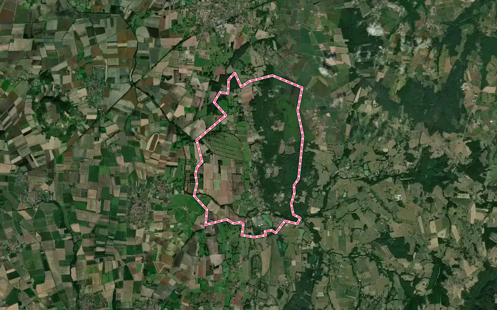 Vue satellite de Ravel avec ses contours administratifs