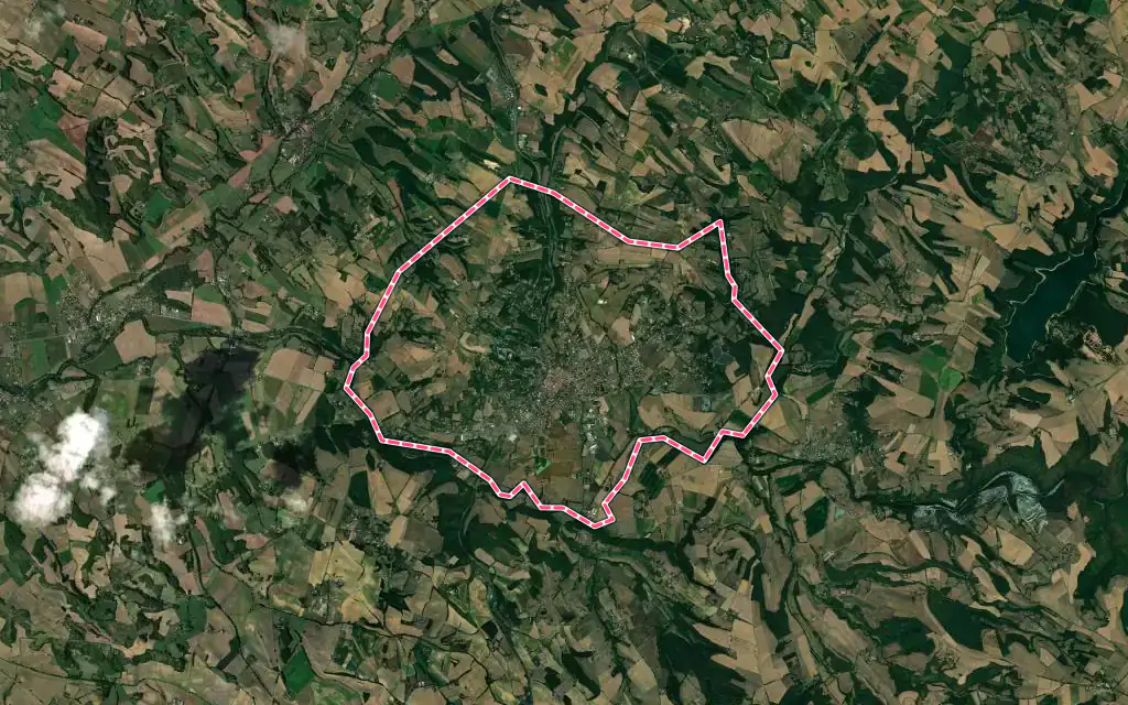 Vue satellite de Réalmont avec ses contours administratifs