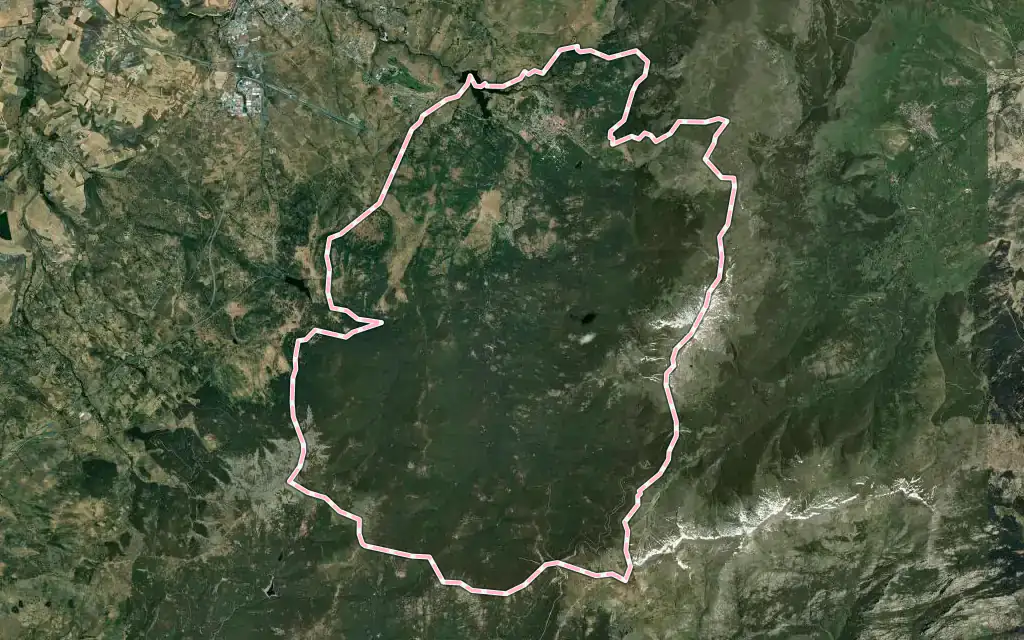 Vista satélite de Real Sitio de San Ildefonso con su contorno administrativo
