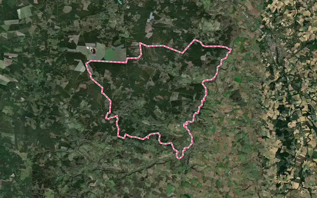 Vue satellite de Réaup-Lisse avec ses contours administratifs