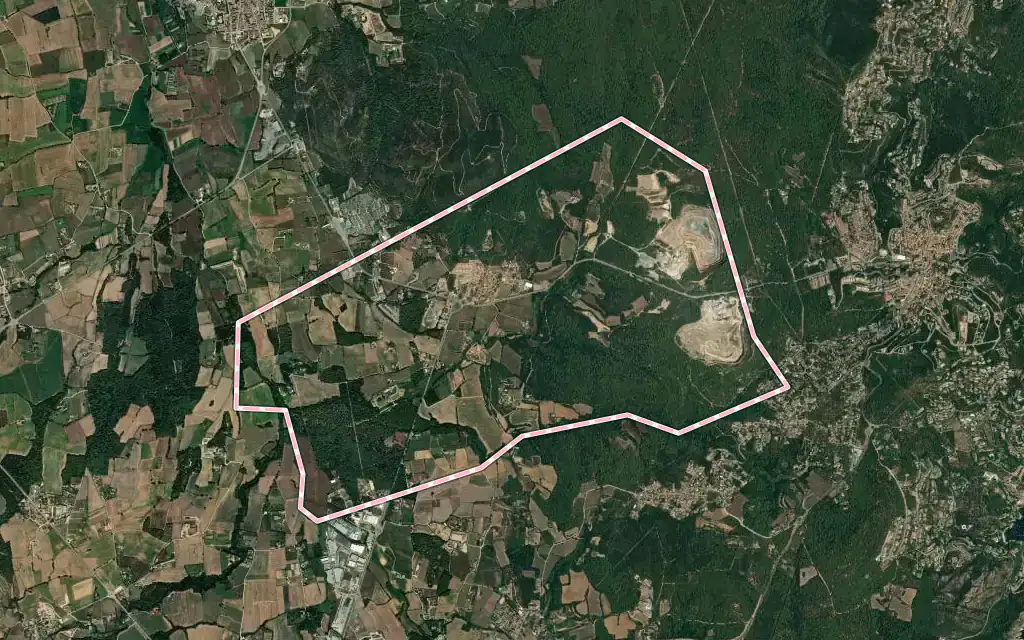 Vista satélite de Regencós con su contorno administrativo