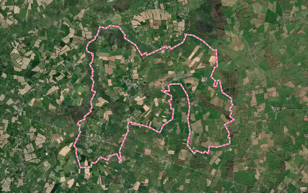 Vue satellite de Remilly Les Marais avec ses contours administratifs