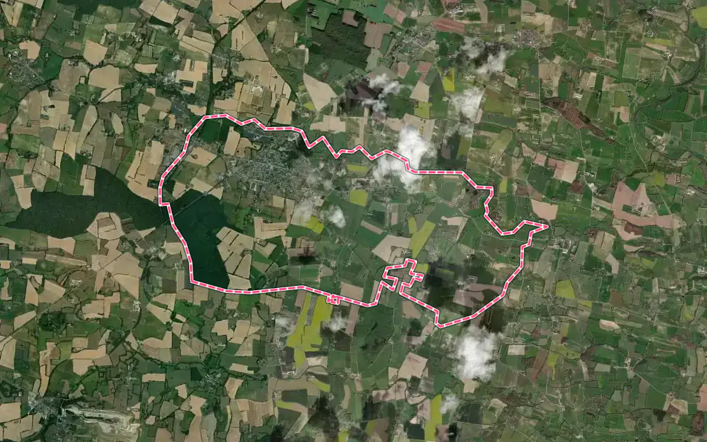 Vue satellite de Renazé avec ses contours administratifs