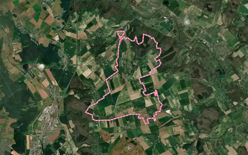 Vue satellite de Reuilly avec ses contours administratifs