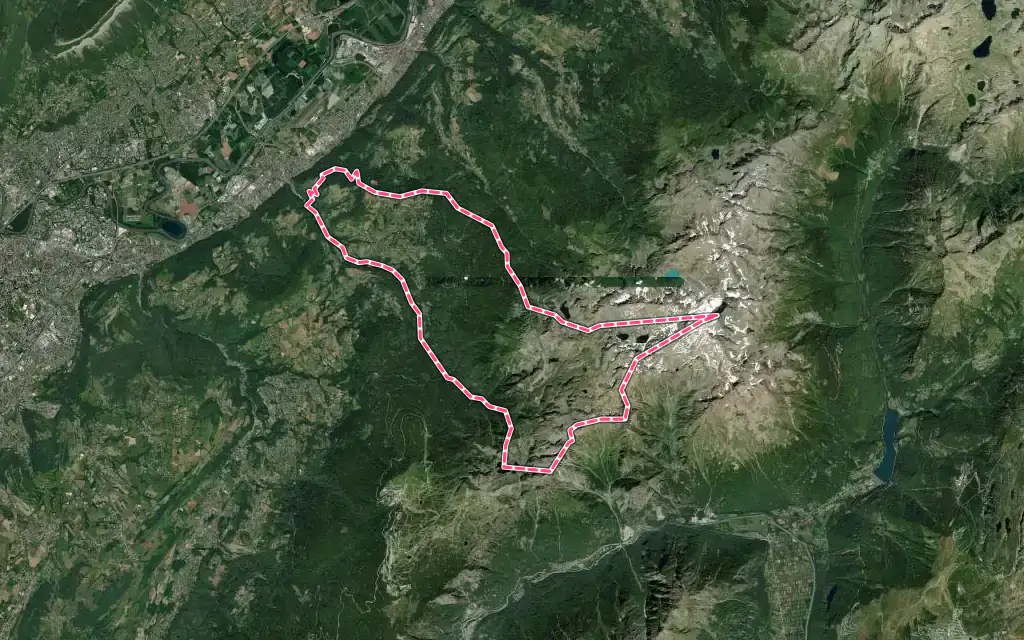Vue satellite de Revel avec ses contours administratifs