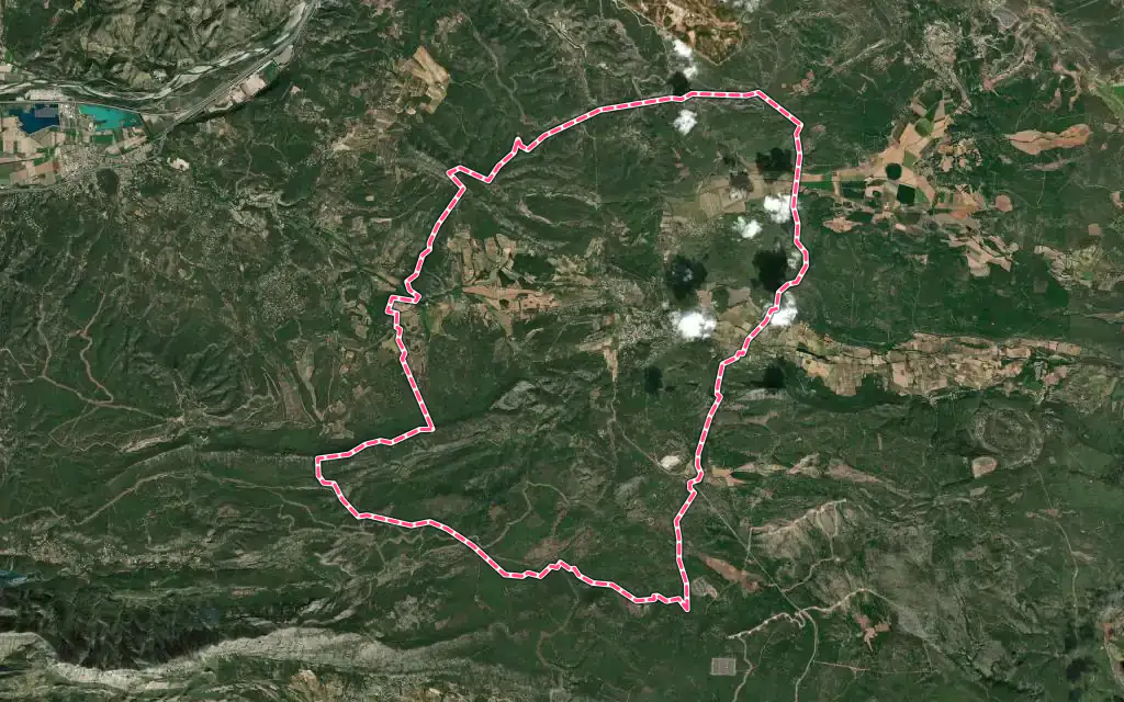 Vue satellite de Rians avec ses contours administratifs