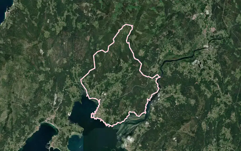 Vista satélite de Rianxo con su contorno administrativo