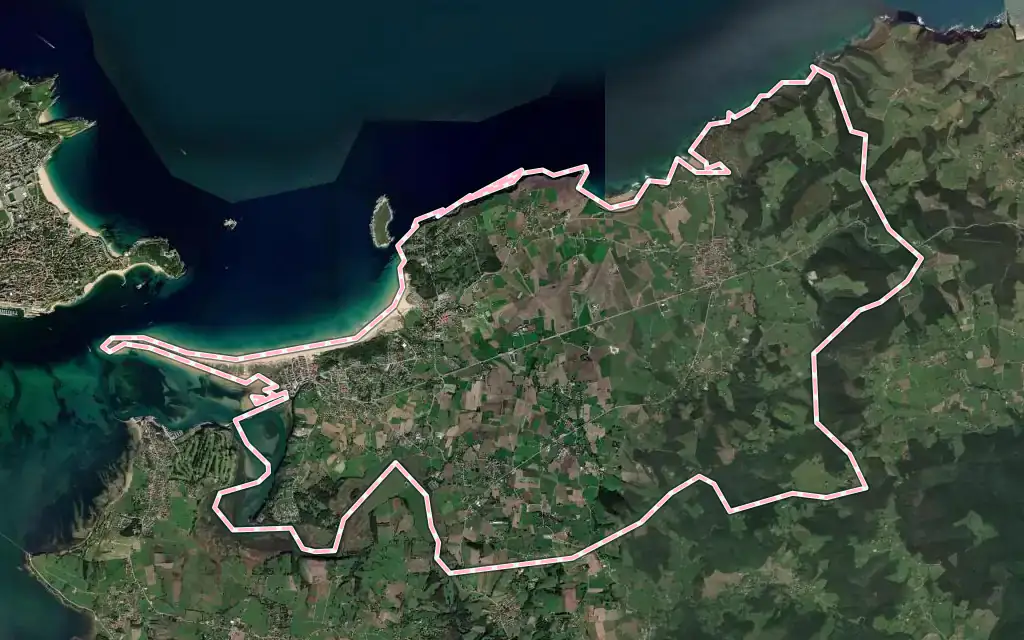 Vista satélite de Ribamontán al Mar con su contorno administrativo