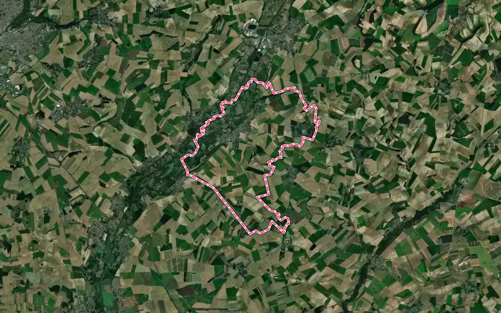 Vue satellite de Ribemont avec ses contours administratifs